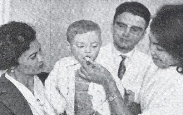 Campaña de vacunación masiva contra la poliomielitis en León, en mayo de 1963